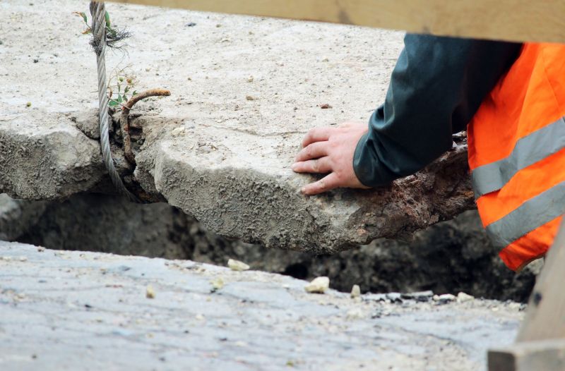 Cracked Slab Repair in Des Moines, IA